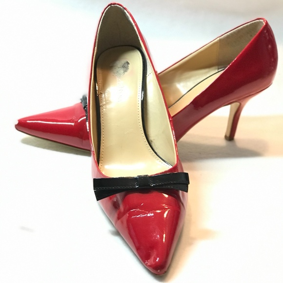 Madeline Shoes - Madeline - Red Pumps w/blk Bow, Size 10